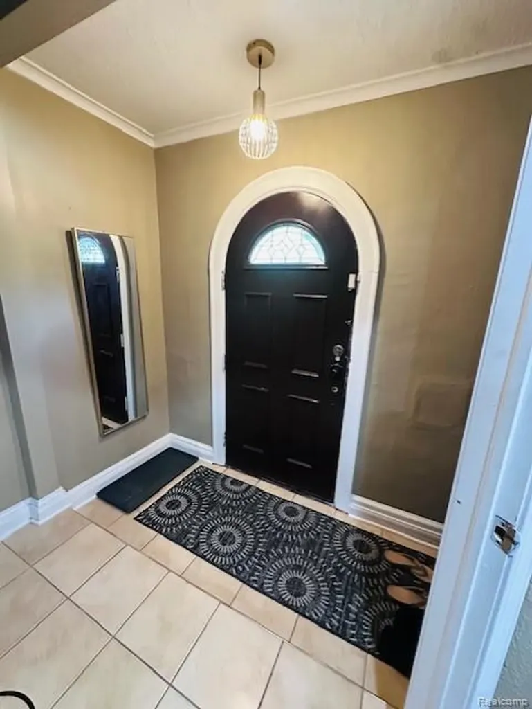 4592 Helen Street Dearborn City MI 48126