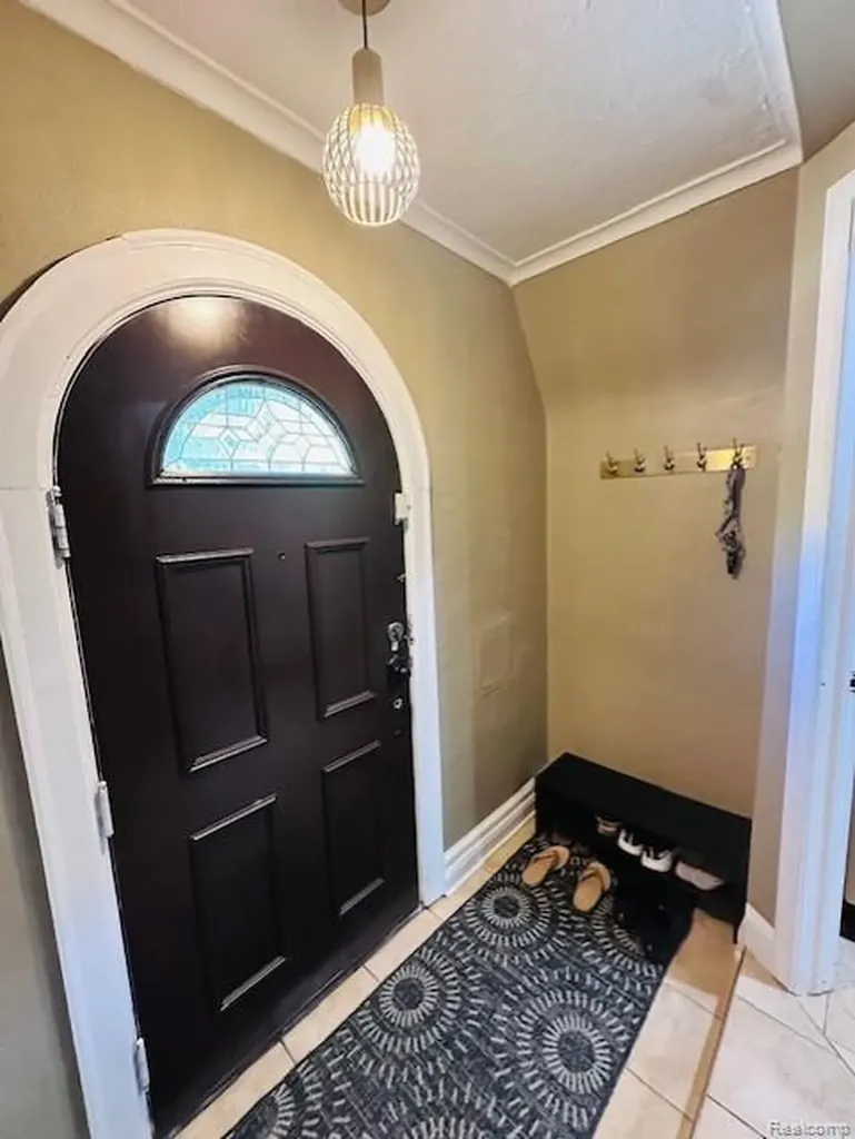4592 Helen Street Dearborn City MI 48126