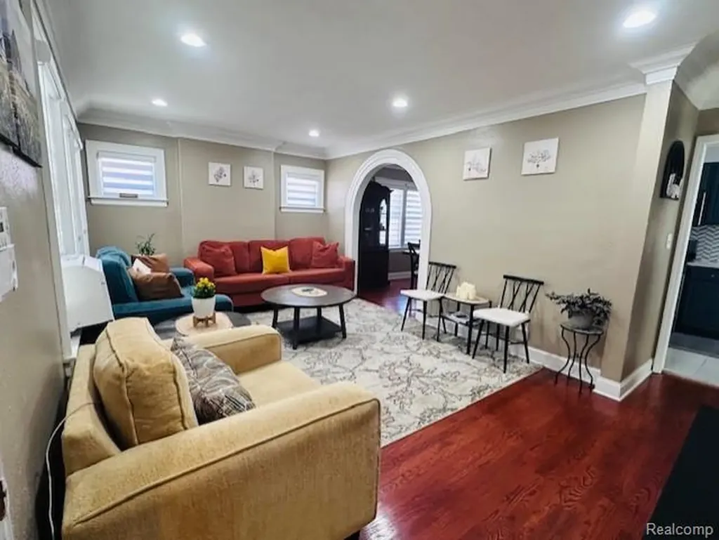 4592 Helen Street Dearborn City MI 48126