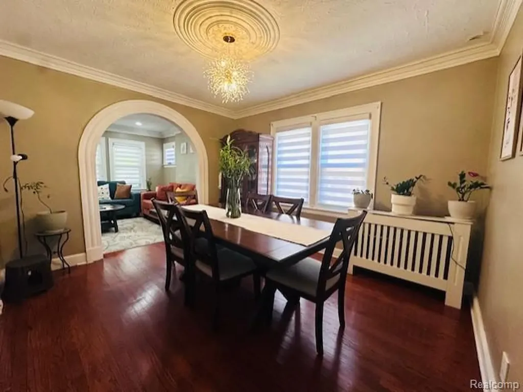 4592 Helen Street Dearborn City MI 48126
