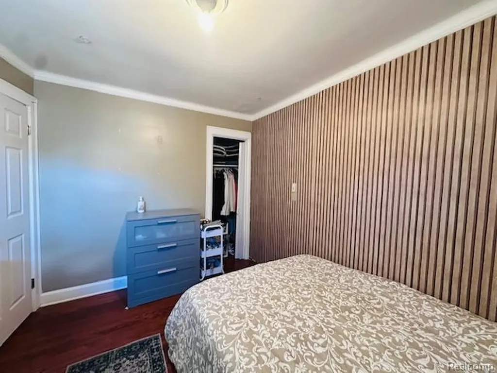 4592 Helen Street Dearborn City MI 48126