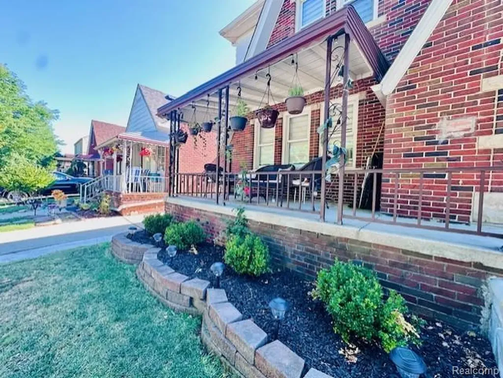 4592 Helen Street Dearborn City MI 48126