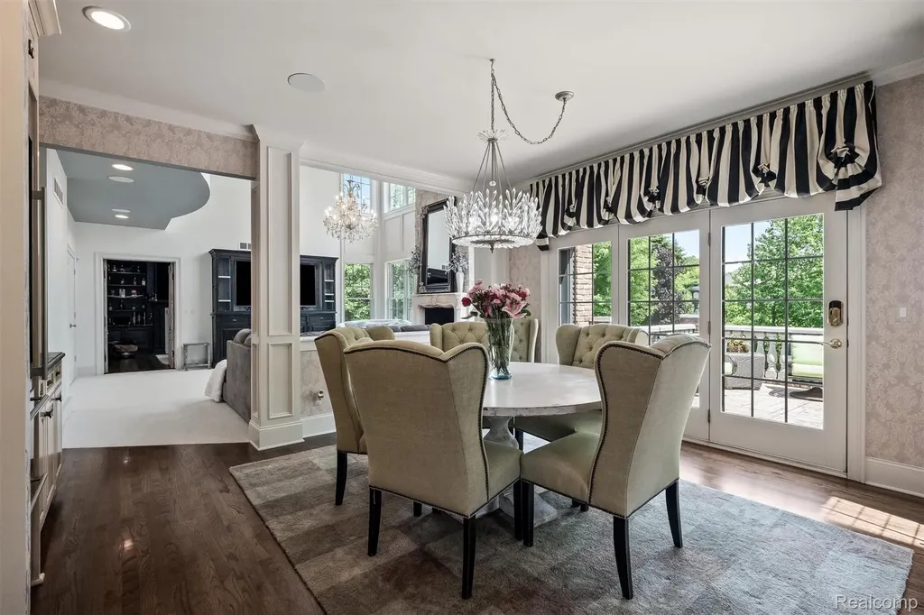 61496 Beacon Hill Drive Washington Township MI 48094
