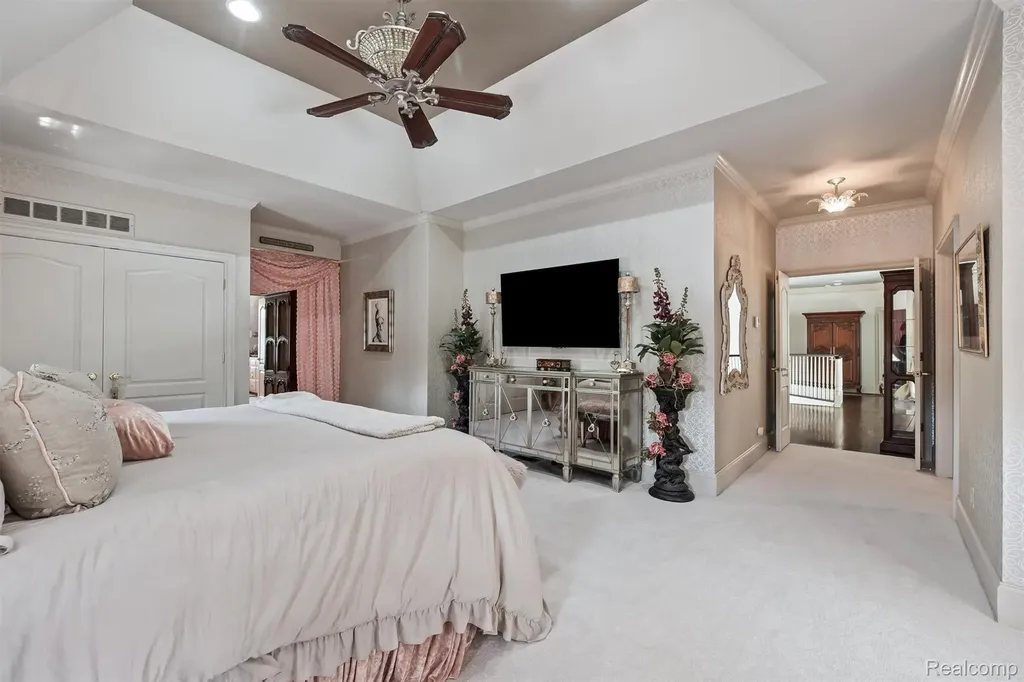 61496 Beacon Hill Drive Washington Township MI 48094