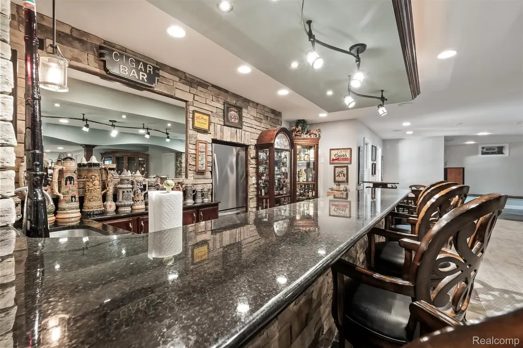 61496 Beacon Hill Drive Washington Township MI 48094