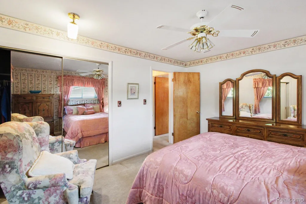 3577 Meadowleigh Lane Waterford Charter Township MI 48329