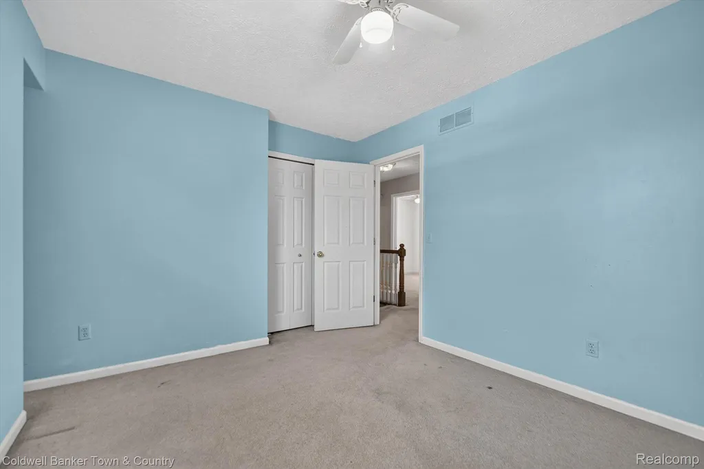 9016 Hyacinth Way Green Oak Township MI 48116