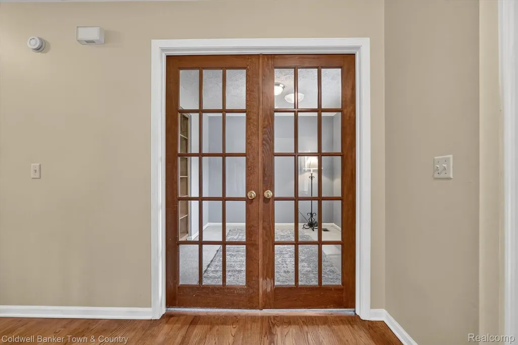 9016 Hyacinth Way Green Oak Township MI 48116