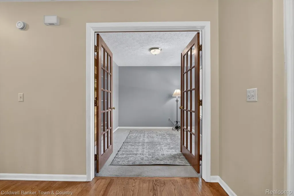 9016 Hyacinth Way Green Oak Township MI 48116