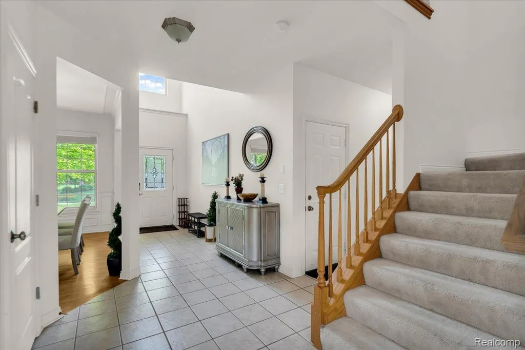 1143 Polo Drive South Lyon City MI 48178