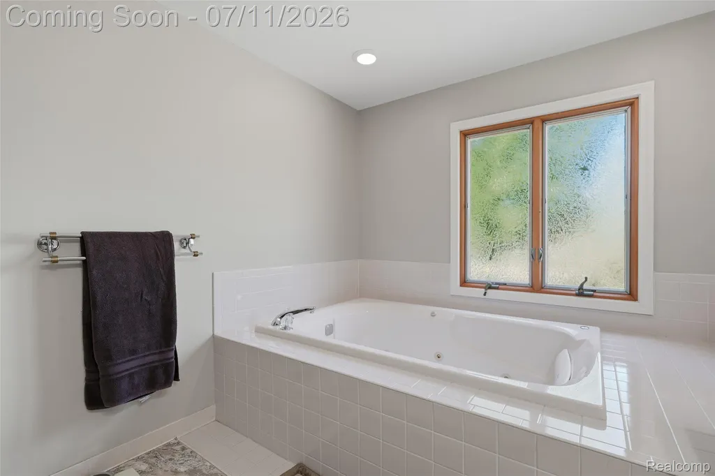 54856 Whitby Way Shelby Charter Township MI 48316