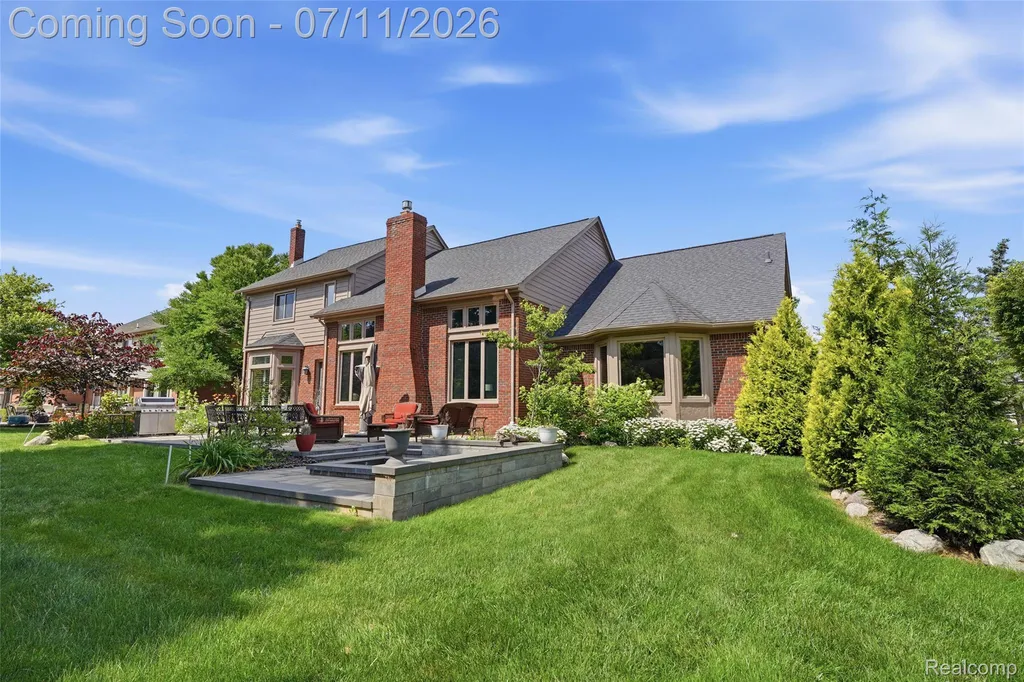 54856 Whitby Way Shelby Charter Township MI 48316