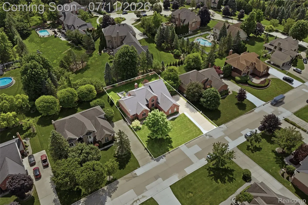 54856 Whitby Way Shelby Charter Township MI 48316