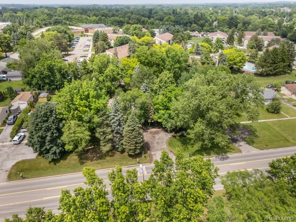 310 Mason Road Howell City MI 48843