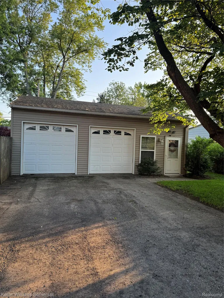 34718 Cherry Hill Road Westland City MI 48185