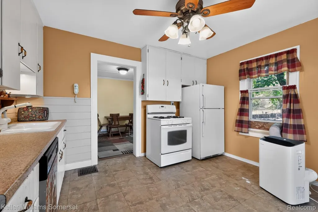 34718 Cherry Hill Road Westland City MI 48185