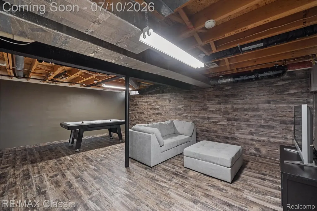 42027 Saratoga Circle Canton Charter Township MI 48187