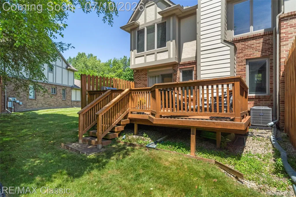 42027 Saratoga Circle Canton Charter Township MI 48187