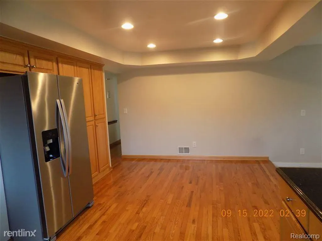 41223 Sesame Drive Sterling Heights City MI 48314
