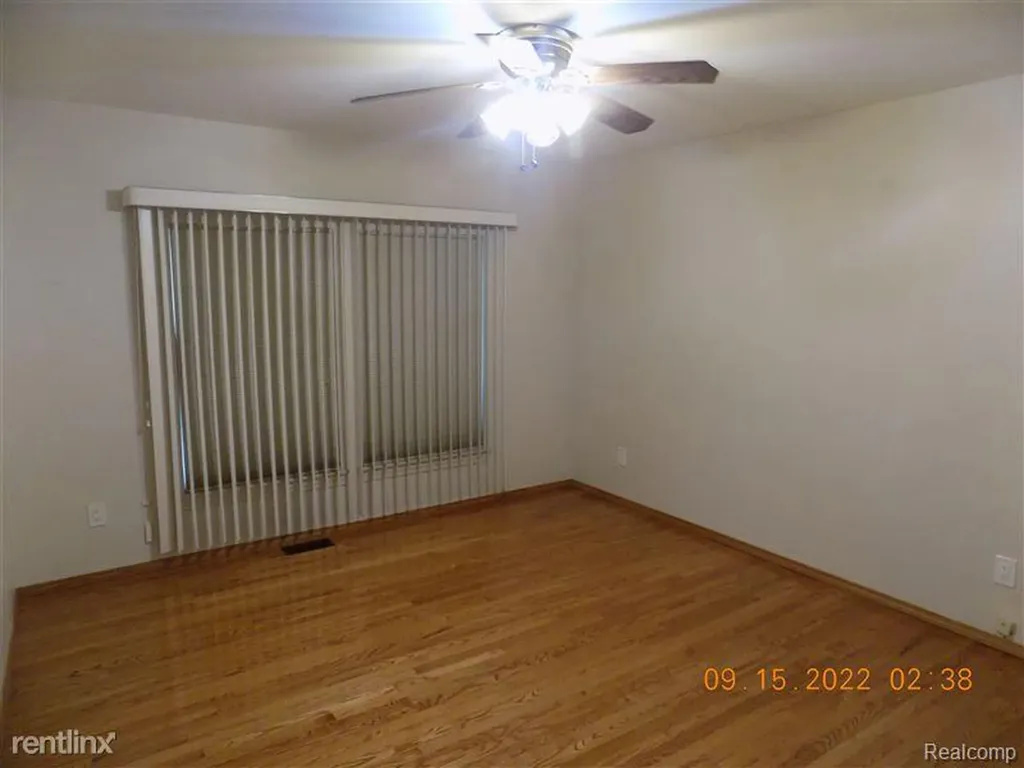 41223 Sesame Drive Sterling Heights City MI 48314