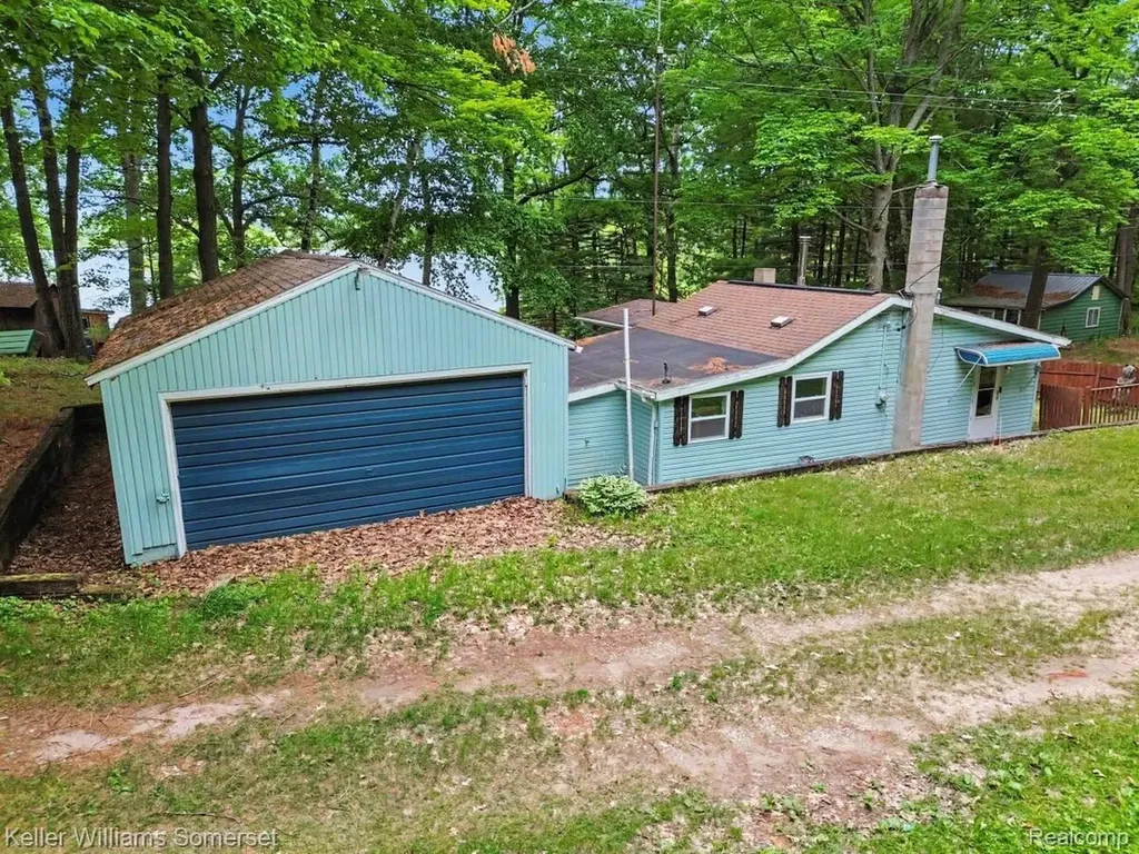6287 Rock Road W Garfield Township MI 48632