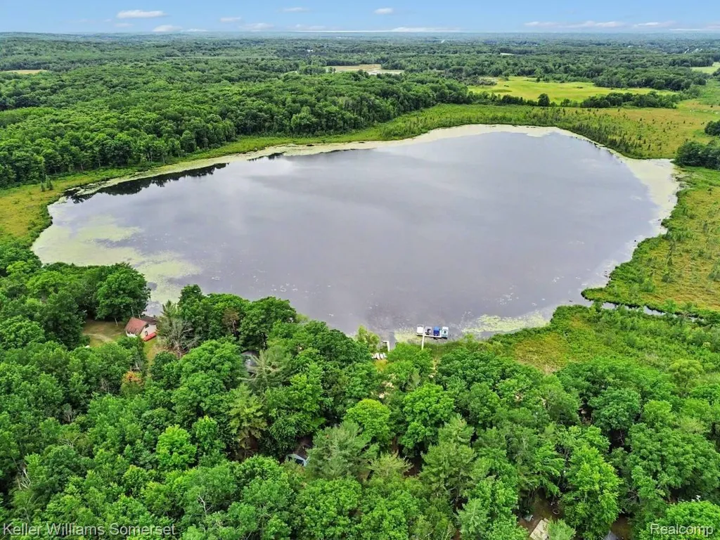 6287 Rock Road W Garfield Township MI 48632