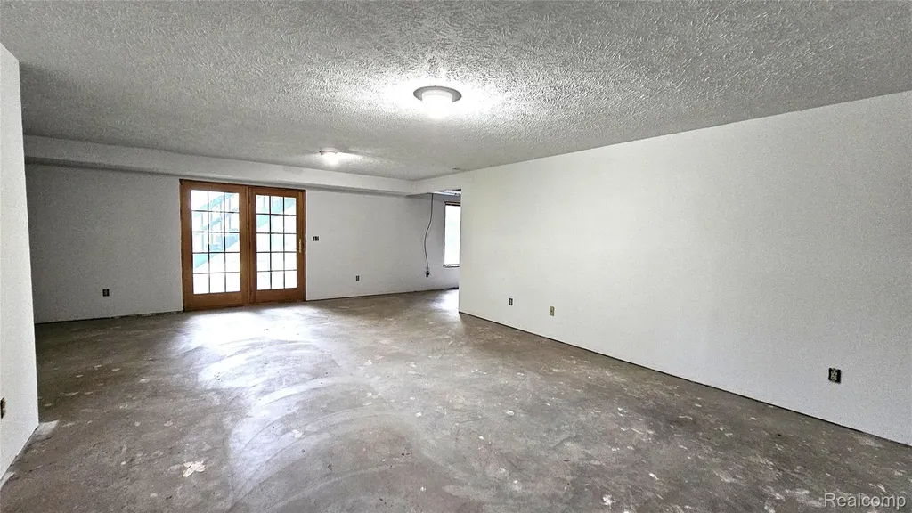 448 Fairwood Road Putnam Township MI 48169