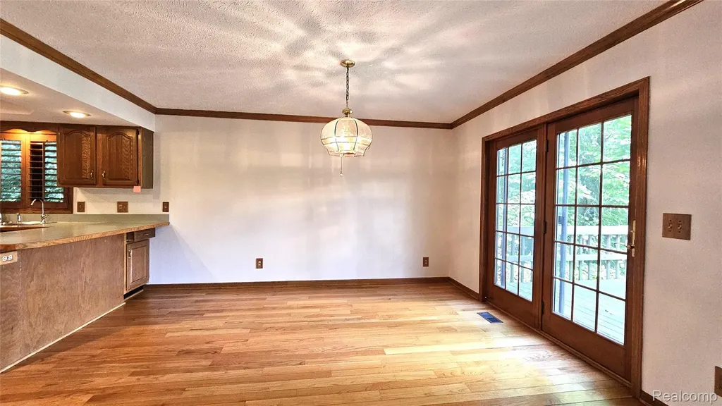 448 Fairwood Road Putnam Township MI 48169