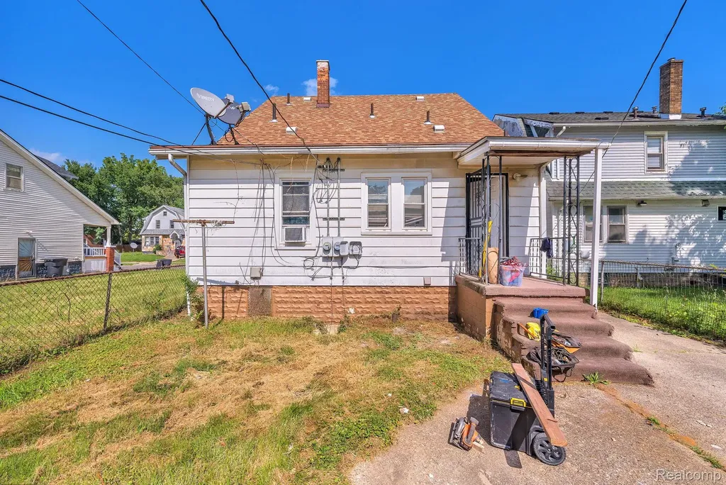8343 American Street Detroit City MI 48204