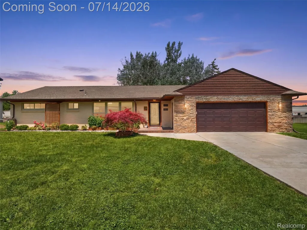 39582 Burton Drive Novi City MI 48375