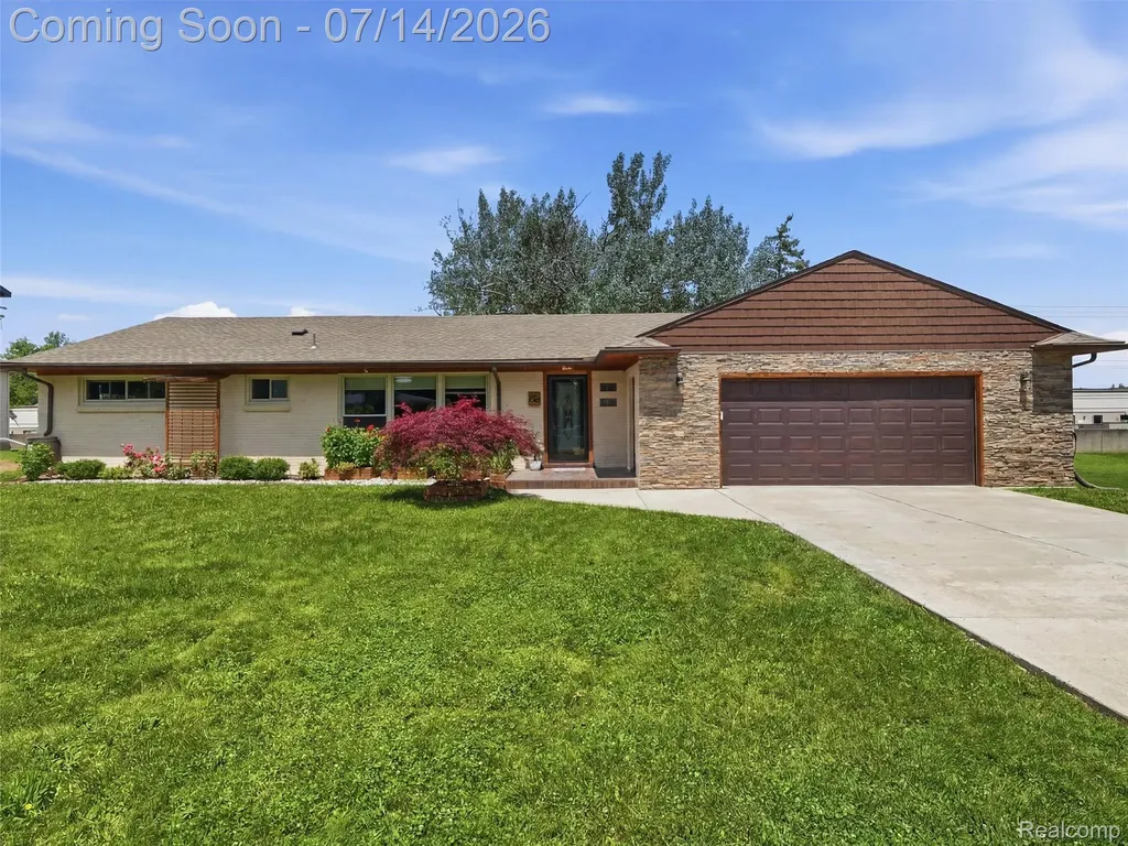 39582 Burton Drive Novi City MI 48375