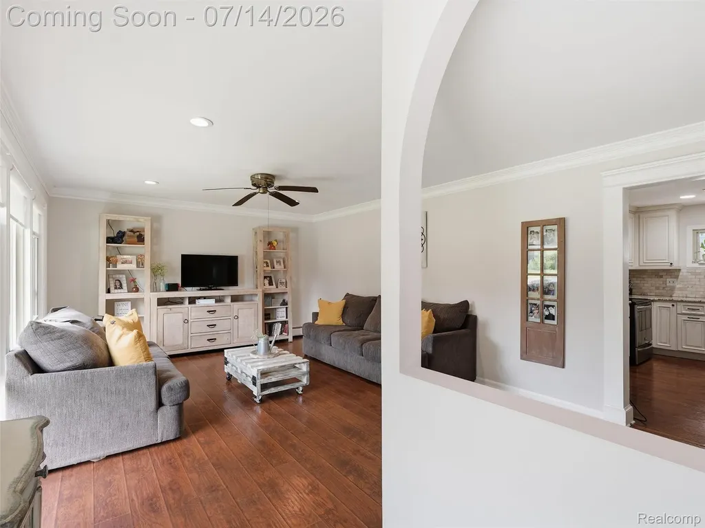 39582 Burton Drive Novi City MI 48375