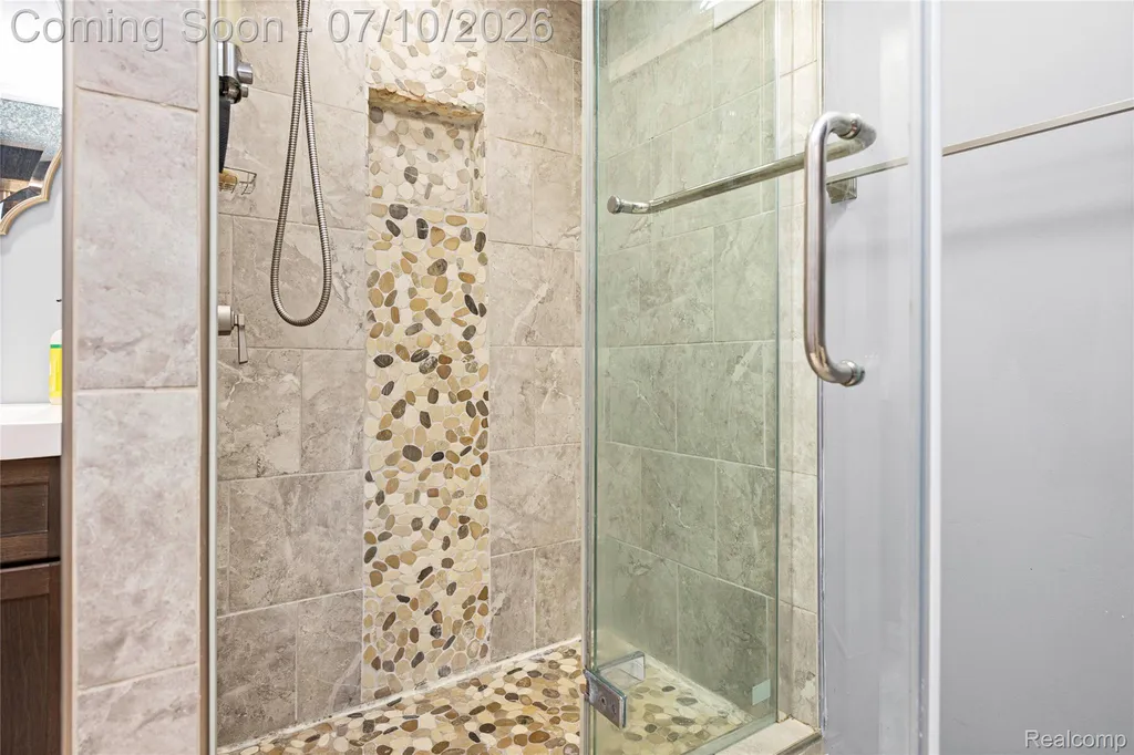 8561 Liberty Boulevard Westland City MI 48185