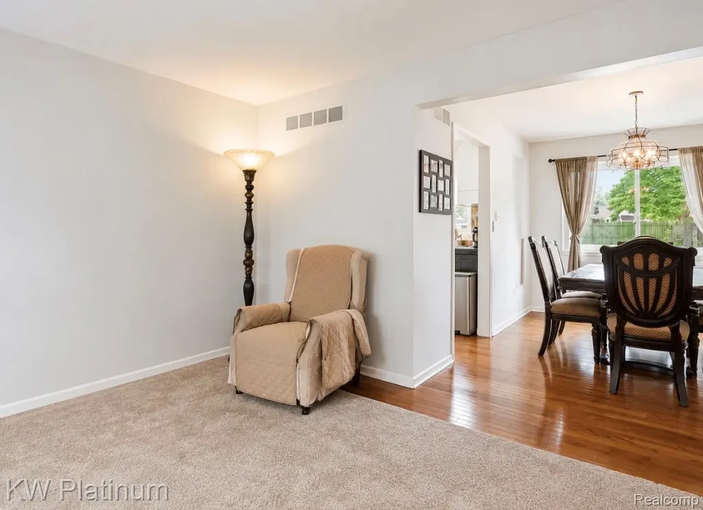 13615 Brookside Drive Sterling Heights City MI 48313