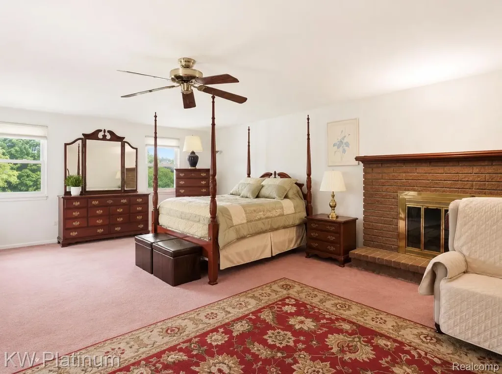 13615 Brookside Drive Sterling Heights City MI 48313
