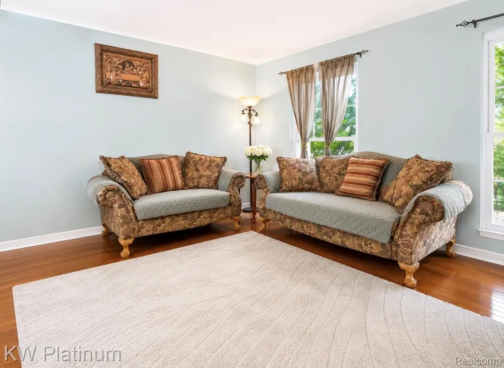 13615 Brookside Drive Sterling Heights City MI 48313