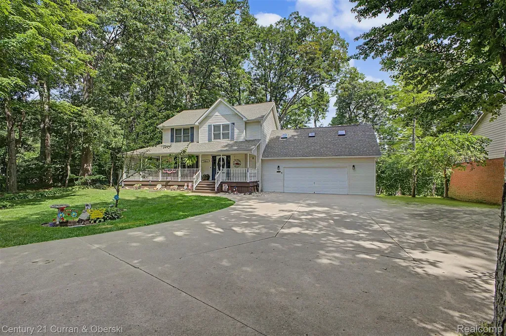 25900 Belledale Street Taylor City MI 48180