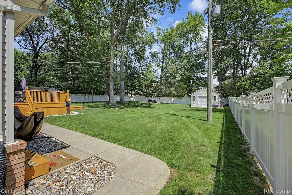 25900 Belledale Street Taylor City MI 48180
