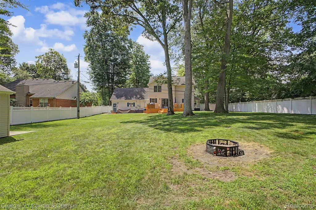 25900 Belledale Street Taylor City MI 48180