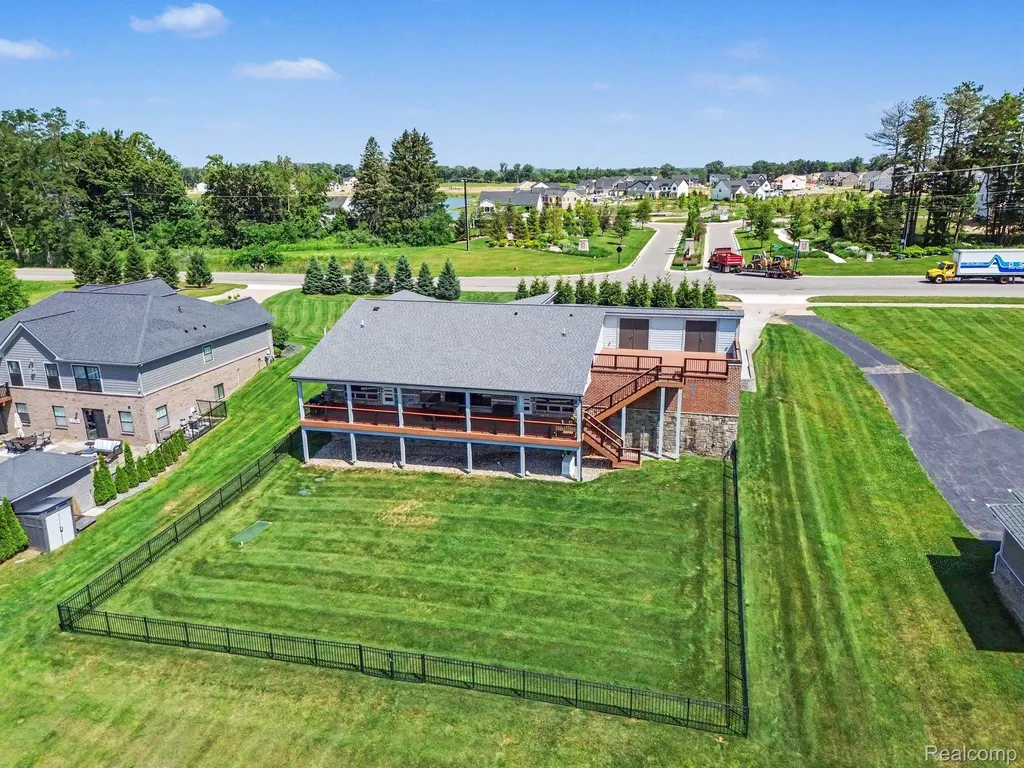 2943 Sleeth Road Commerce Charter Township MI 48382