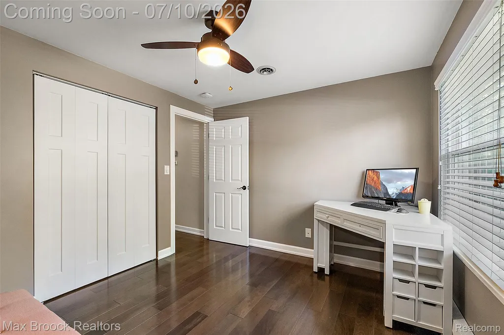 139 Wimbleton Drive Birmingham City MI 48009