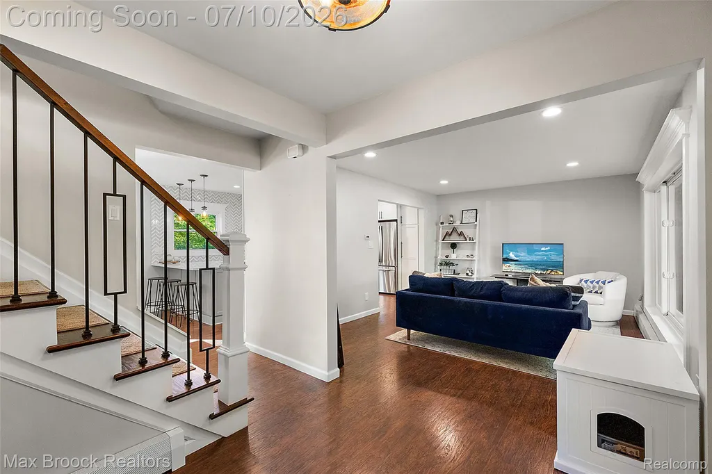 139 Wimbleton Drive Birmingham City MI 48009