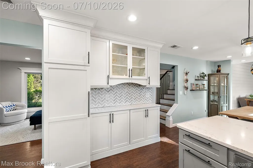 139 Wimbleton Drive Birmingham City MI 48009