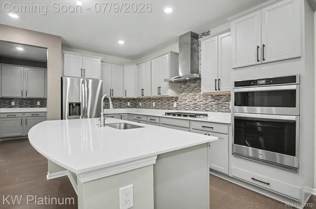 55740 Beacon Shore Drive Shelby Charter Township MI 48315