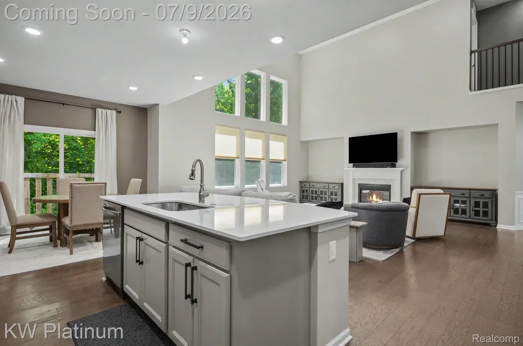 55740 Beacon Shore Drive Shelby Charter Township MI 48315