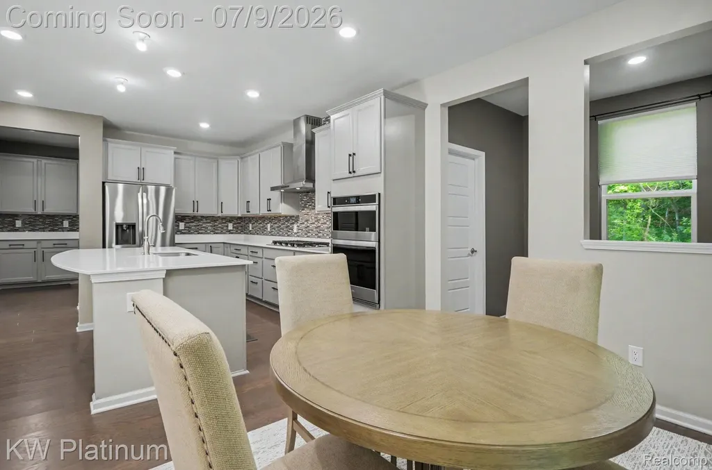 55740 Beacon Shore Drive Shelby Charter Township MI 48315