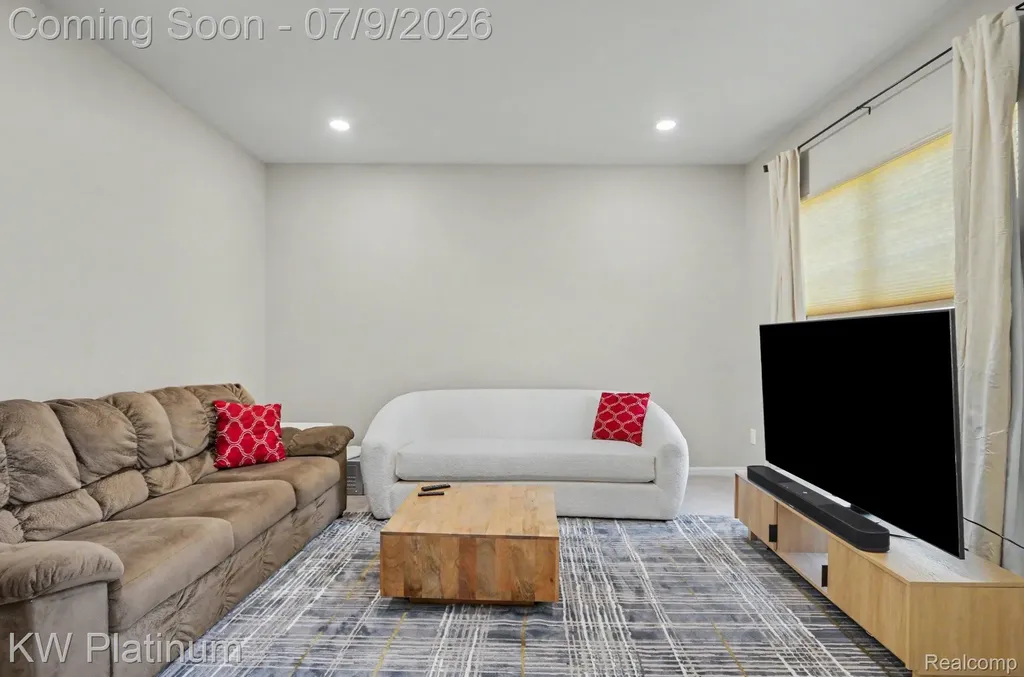 55740 Beacon Shore Drive Shelby Charter Township MI 48315