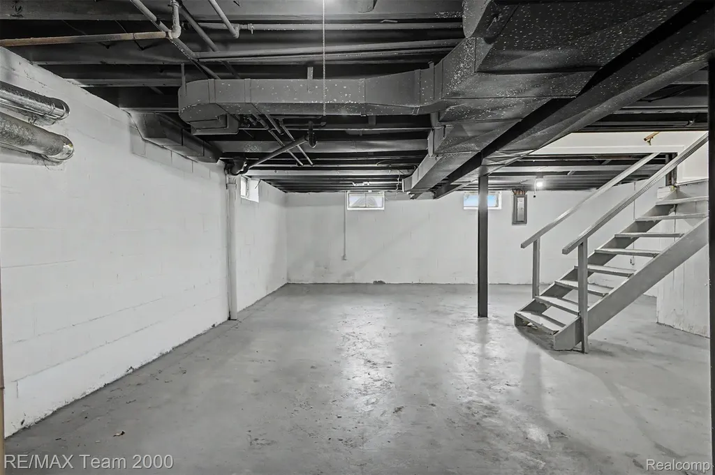 1670 Riverbank Street Lincoln Park City MI 48146