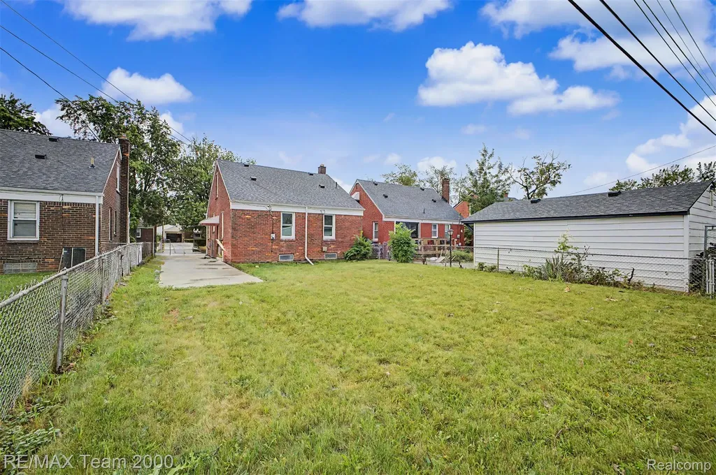 1670 Riverbank Street Lincoln Park City MI 48146