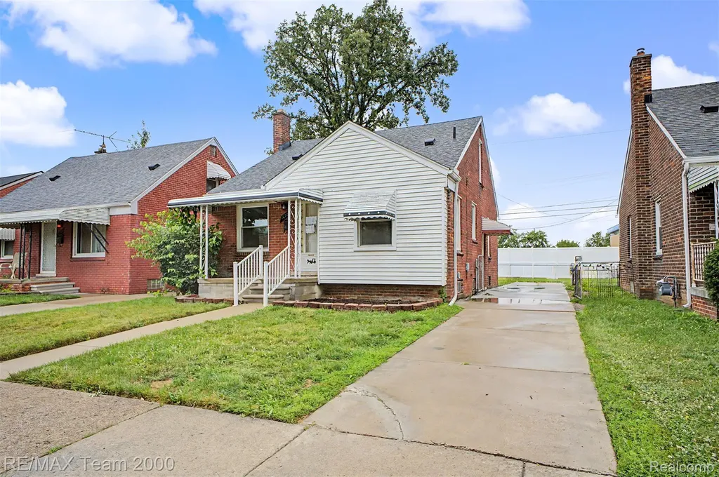 1670 Riverbank Street Lincoln Park City MI 48146